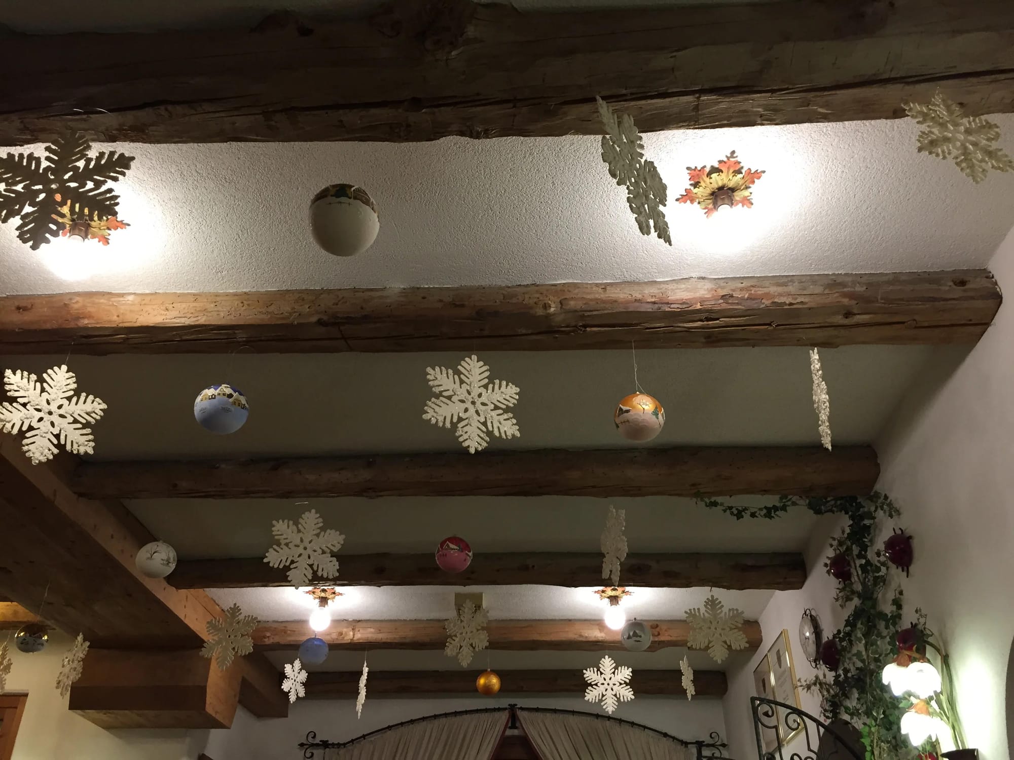 Photo by Author — Christmas decorations — Hotel Sonnschein, Niederau, Austria