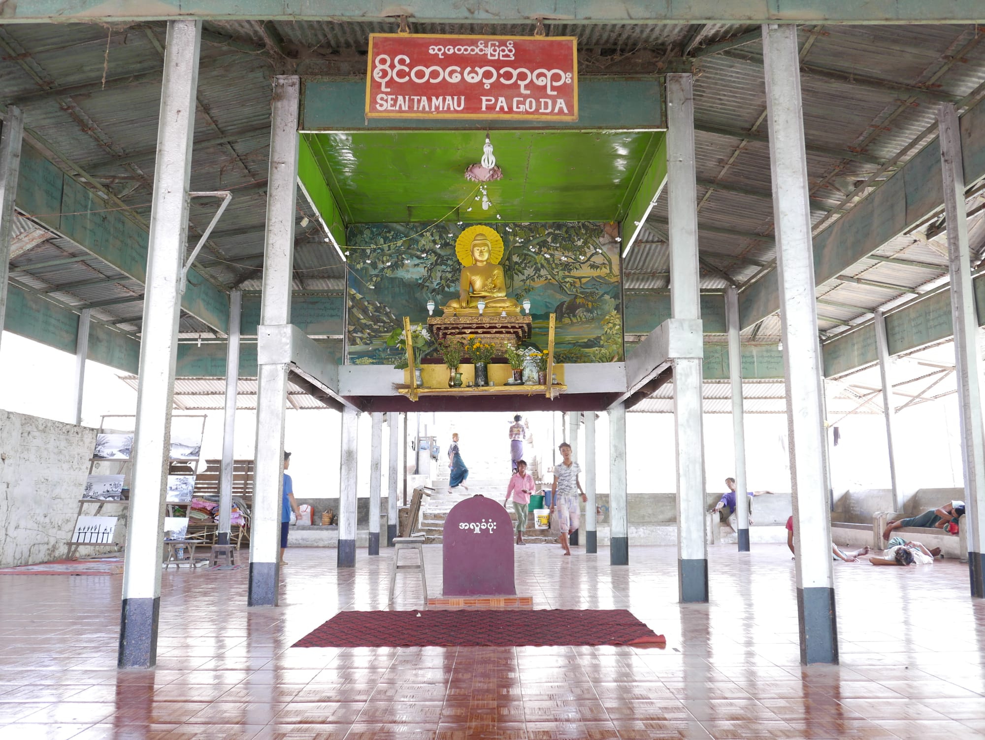 Photo by Author — another pagoda on Mandalay Hill