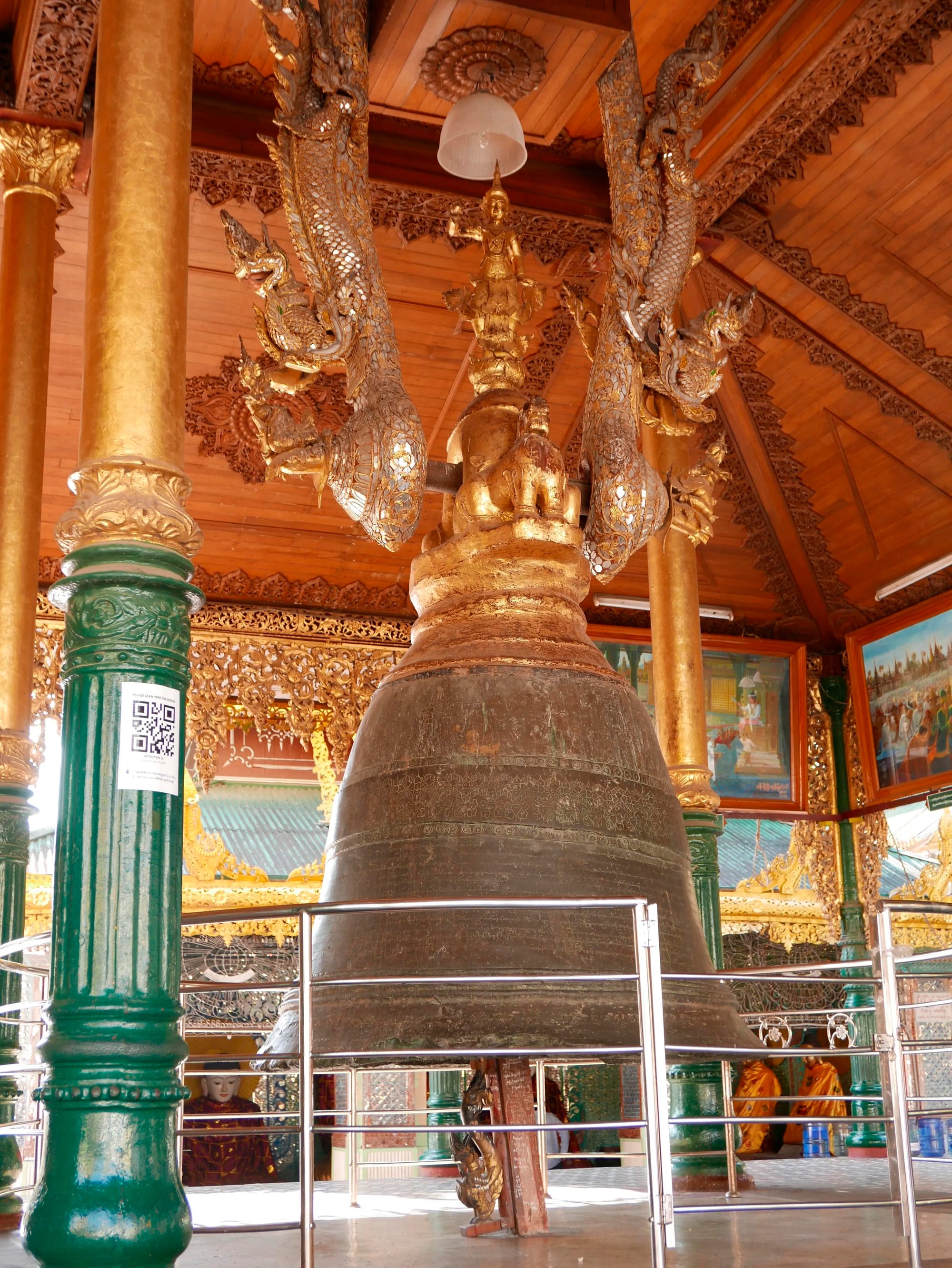 Photo by Author — a large bell at the Shwedagon Pagoda
