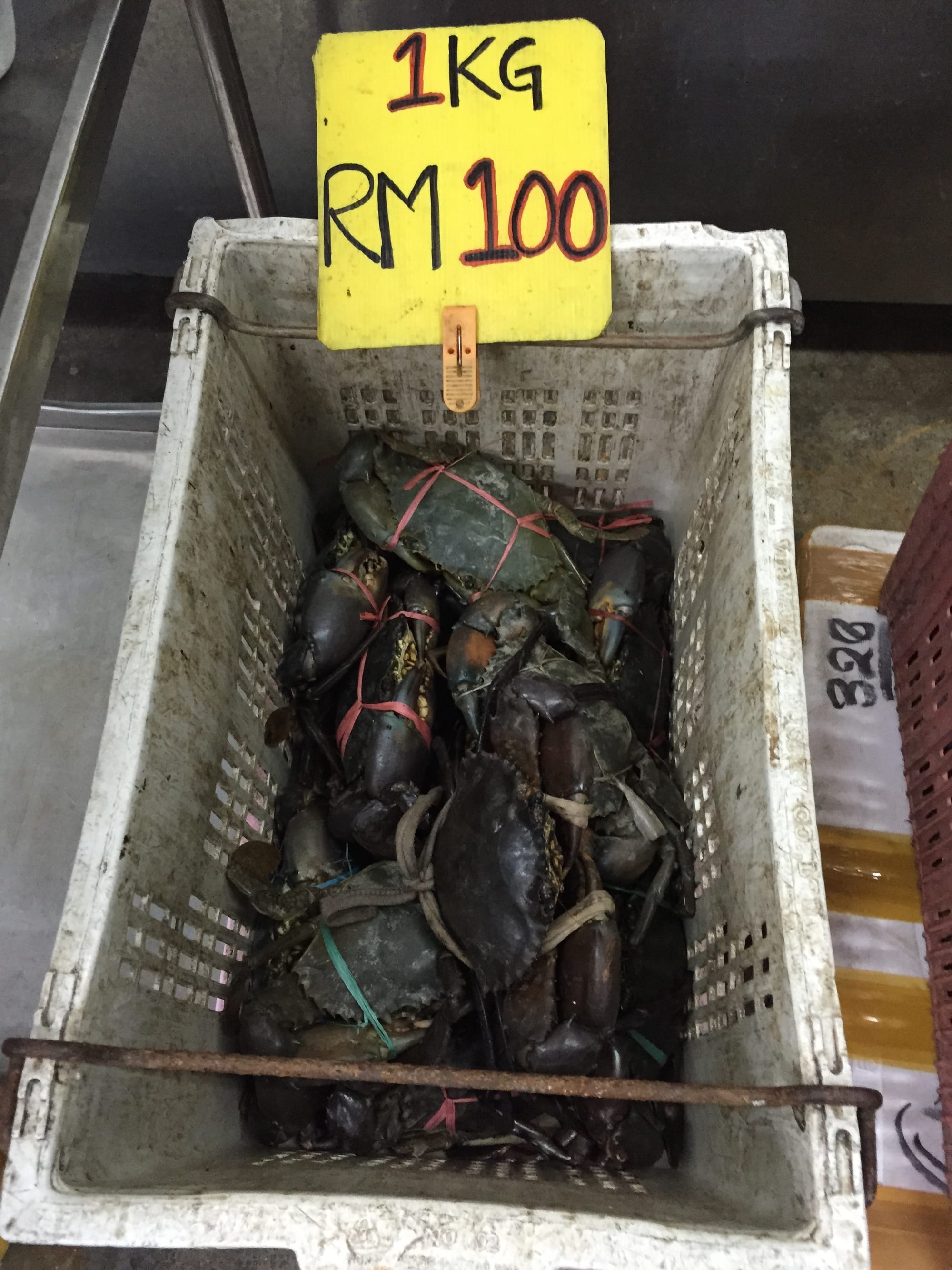 Photo by Author — local crabs — Tian Lai Seafood Garden 天来海鲜园