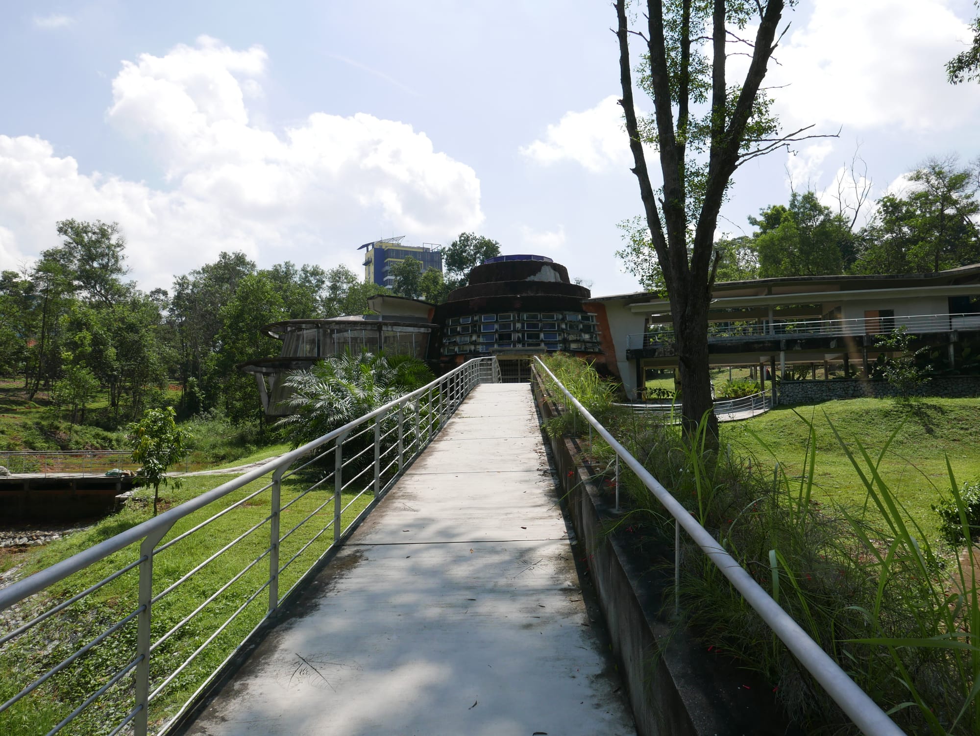 Photo by Author — the walkway to the Ecology Section — Hutan Bandar, Johor Bahru, Johor, Malaysia