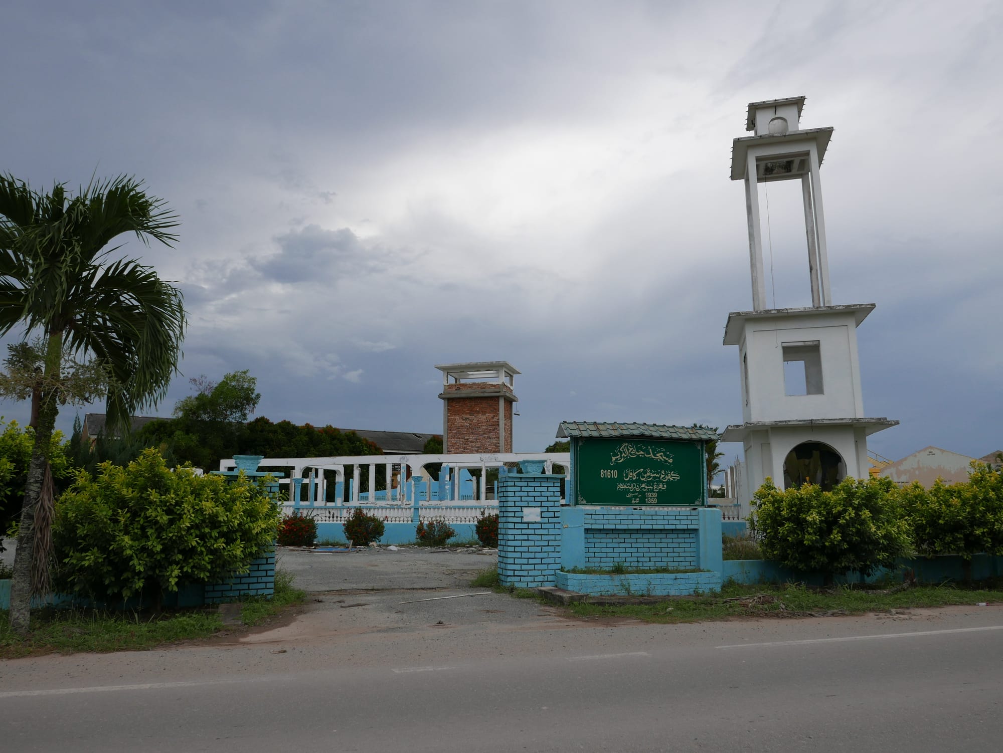 Photo by Author — abandoned mosque — the coast east of Johor Bahru