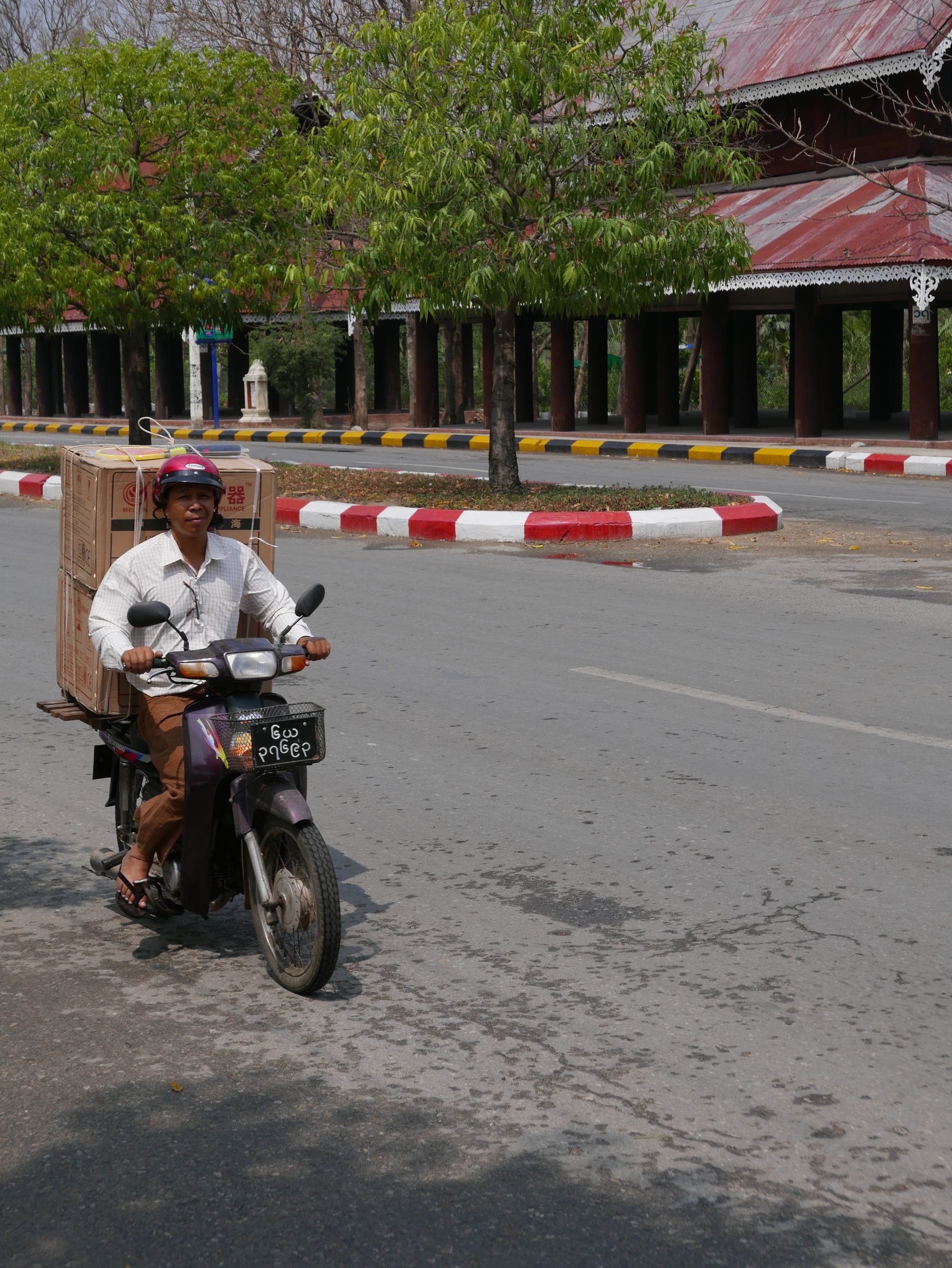 Photo by Author — motorbike delivery — motorbikes of Mandalay