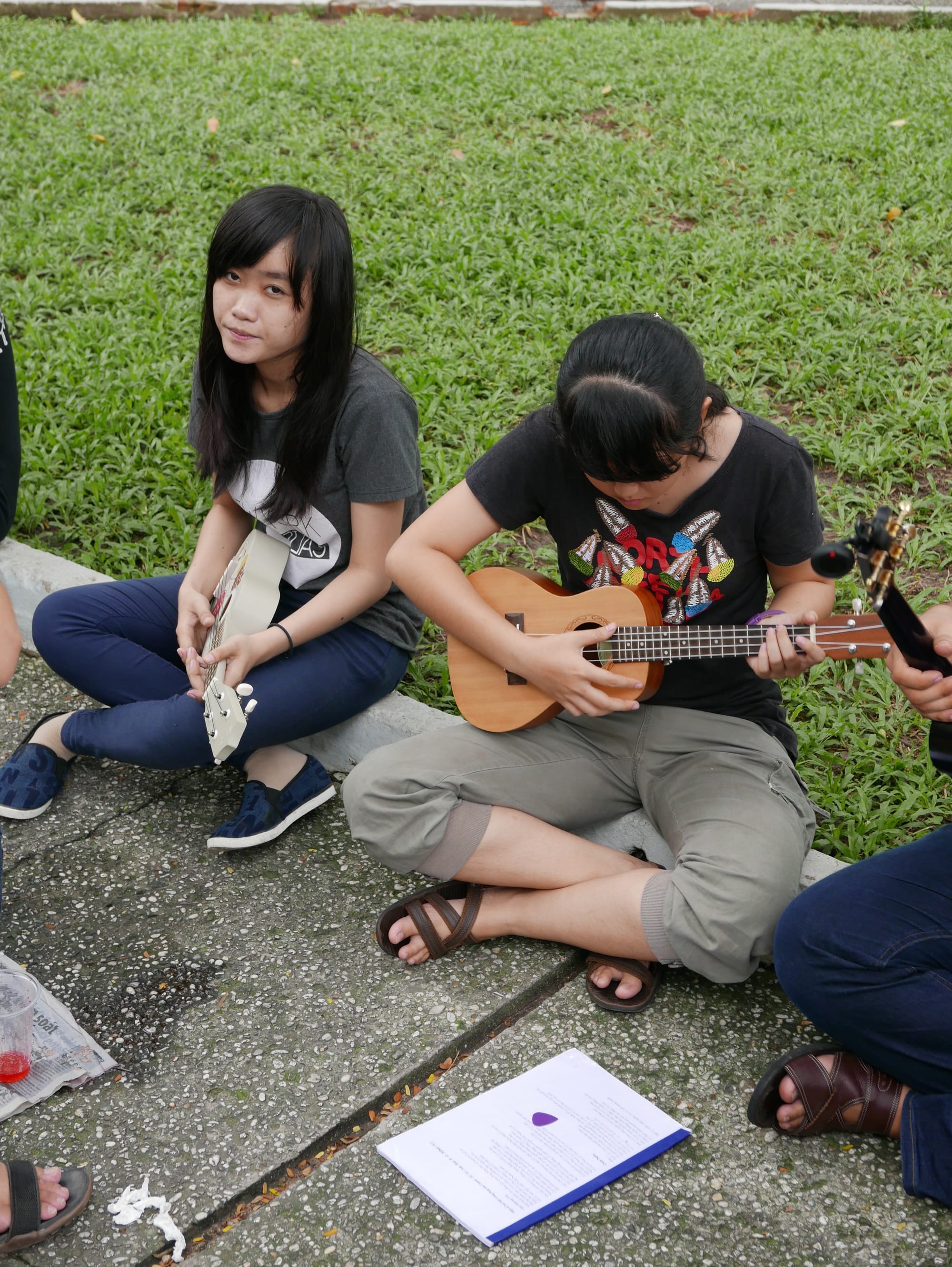 Photo by Author — music in the park — Sunday morning in 30-4 Park, Ho Chi Minh City (Saigon), Vietnam