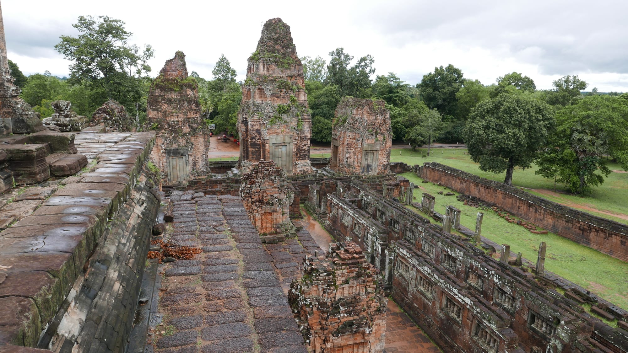 Photo by Author — Pre Rup (ប្រែរូប), Angkor Archaeological Park, Angkor, Cambodia
