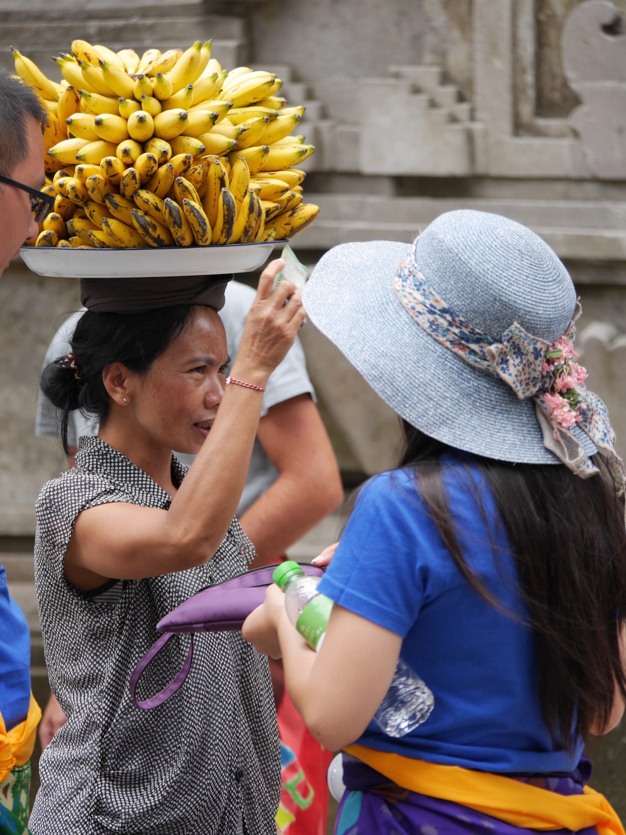 Photo by Author — food seller — Pura Tirta Empul (Tirta Empul Temple), Bali, Indonesia