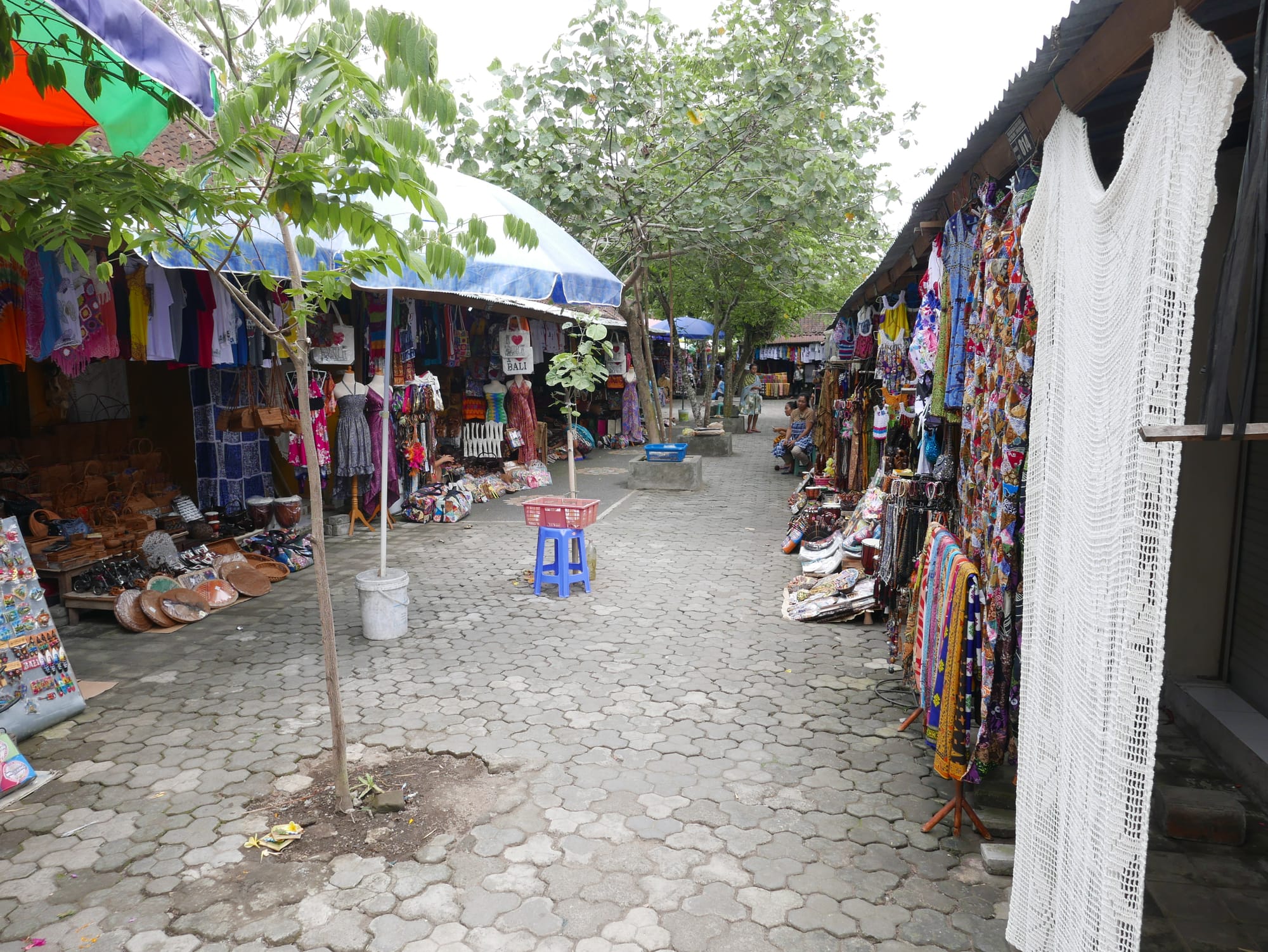 Photo by Author — the tourist market at Pura Tirta Empul (Tirta Empul Temple), Bali, Indonesia