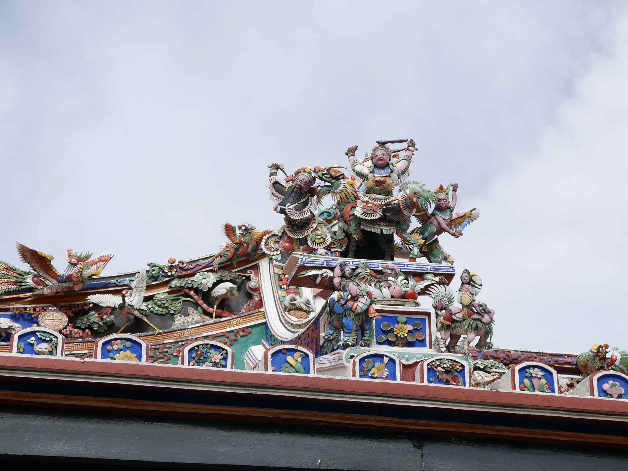 Photo by Author — the roof at the Cheng Hoon Teng Temple, Malacca, Malaysia