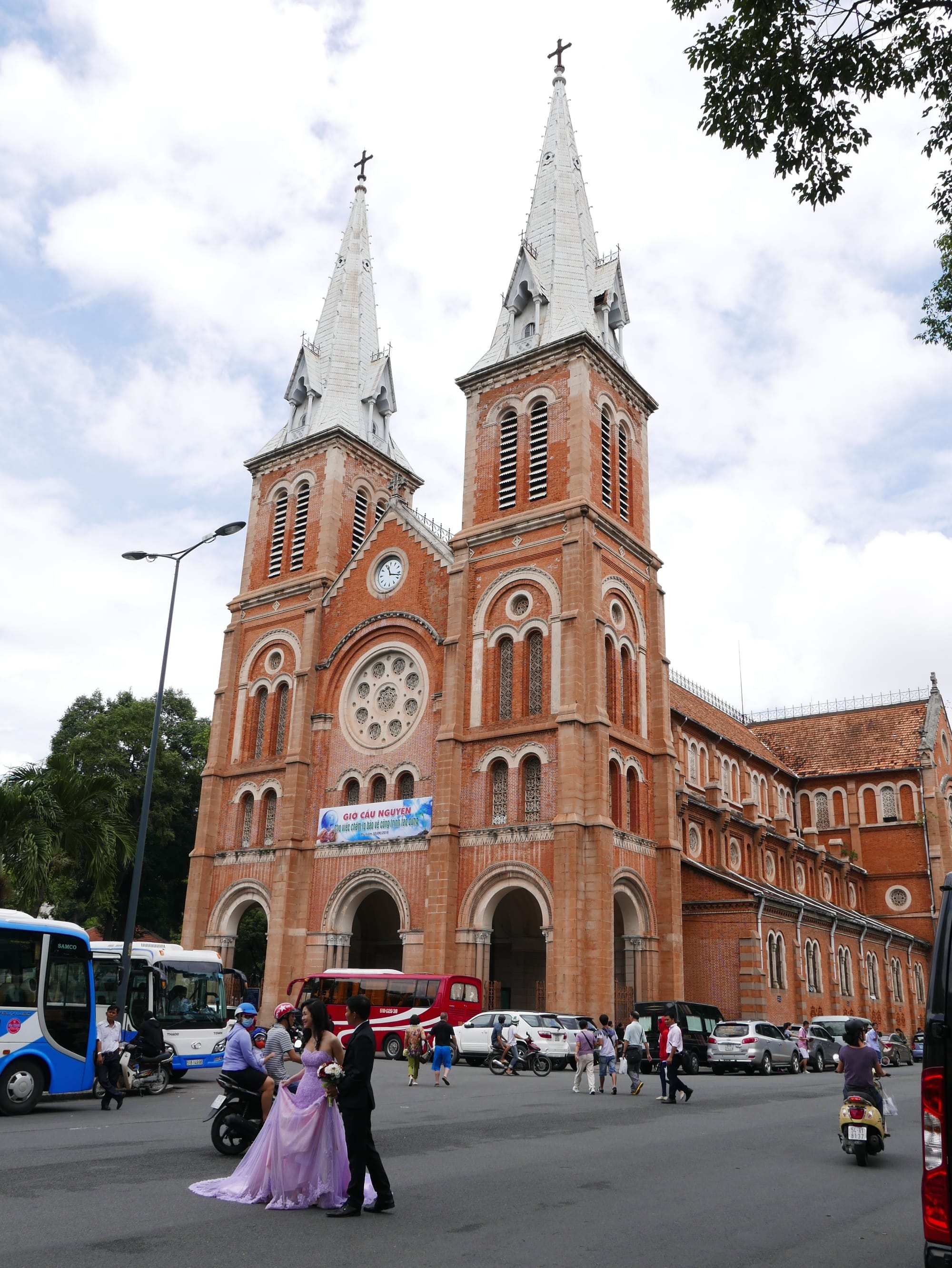 Photo by Author — a bride and groom at the Nhà Thờ Đức Bà Sài Gòn (Saigon Notre-Dame Basilica), Ho Chi Minh City (Saigon), Vietnam