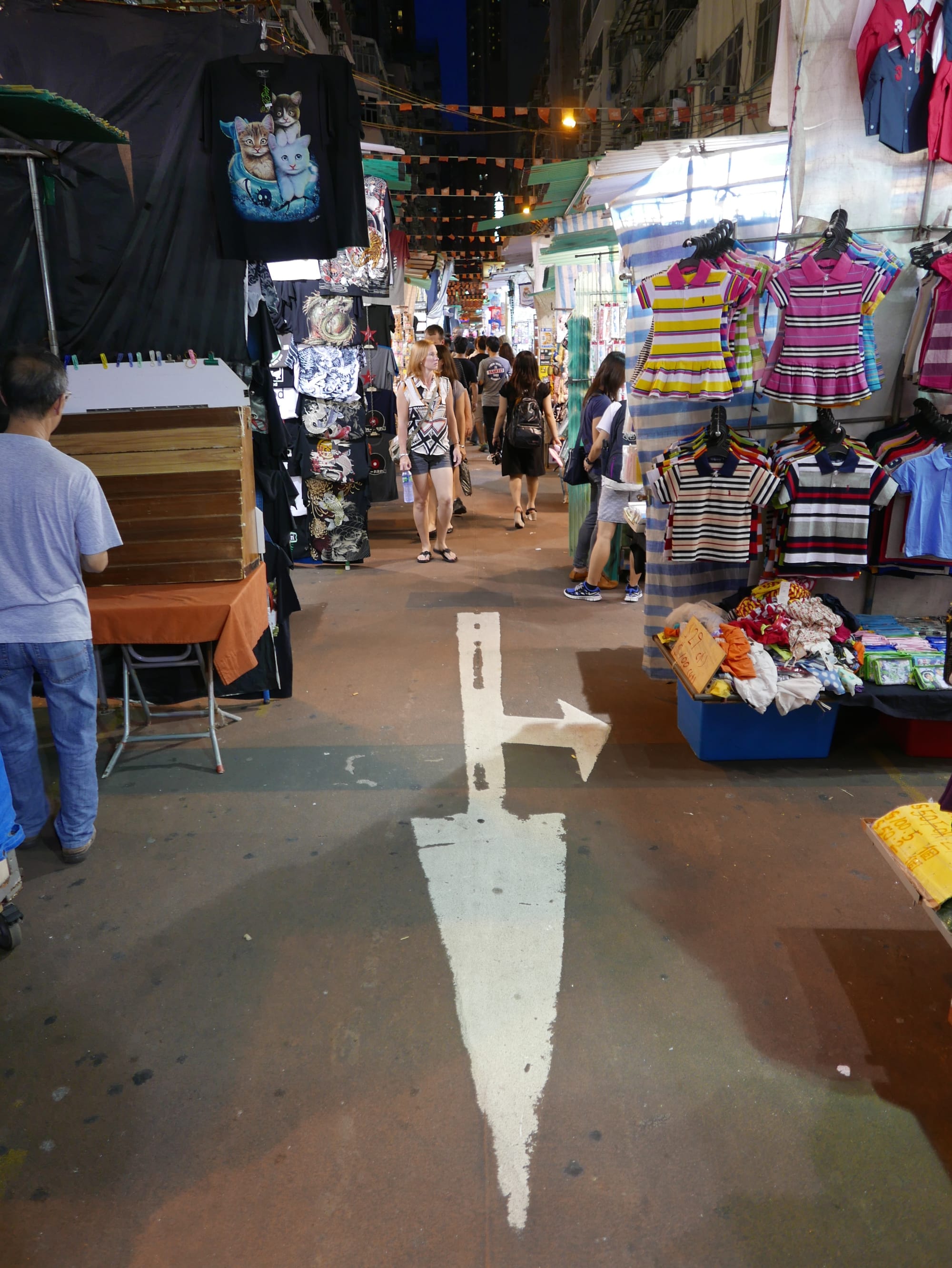 Photo by Author — Temple Street Night Market 廟街夜市場, Hong Kong