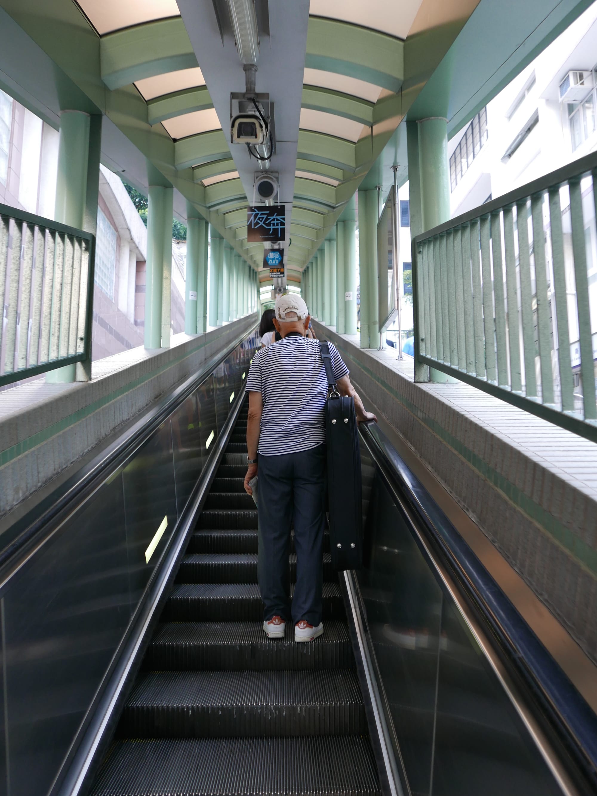 Photo by Author — Central-Mid-Levels Escalator and Walkway System 中環至半山自動扶梯系統, Hong Kong