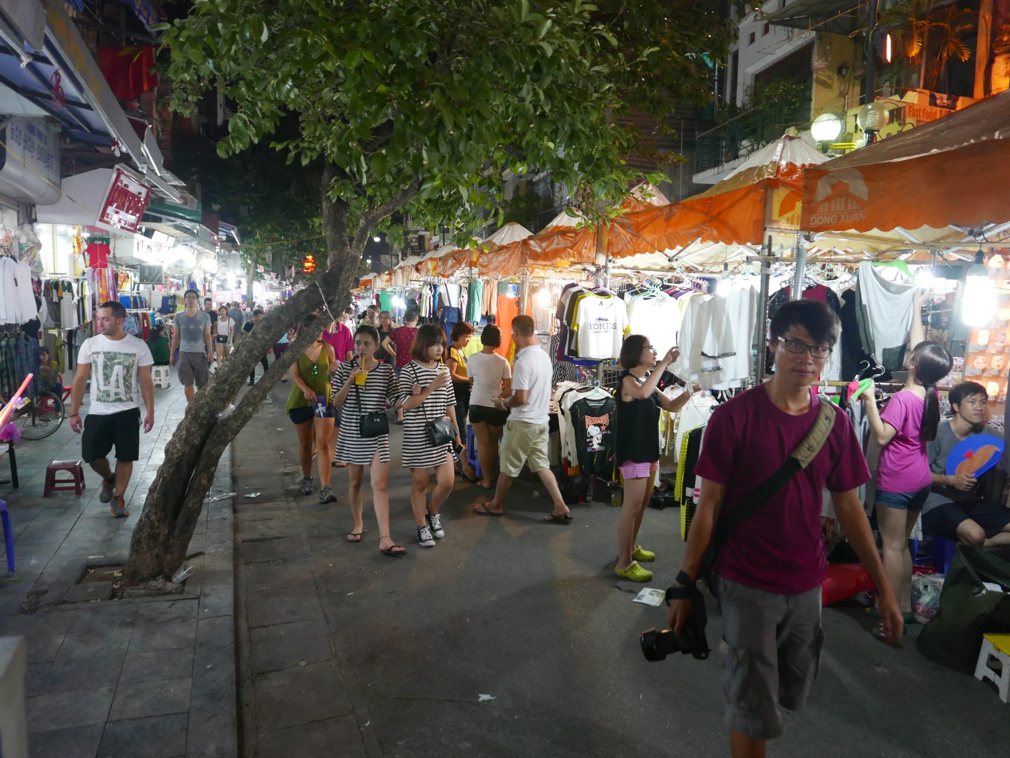 Photo by Author — Hang Dao St Night Market - Thành Phố Hà Nội, Hanoi, Vietnam