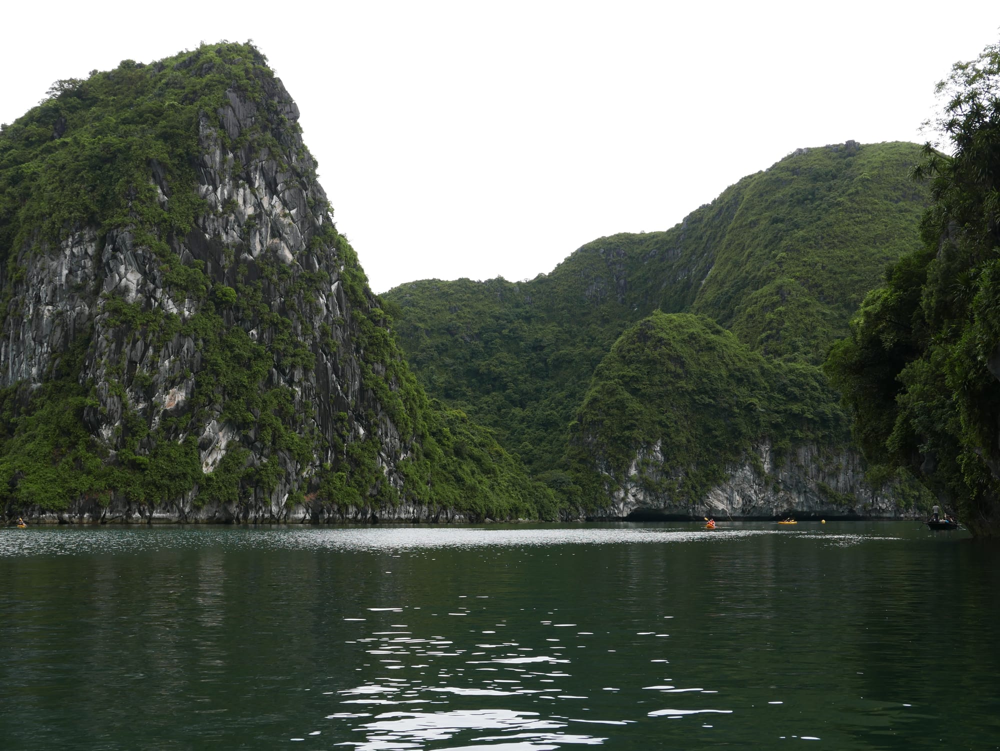 Photo by Author — Vong Vieng Village (day 1), Ha Long Bay, Vietnam