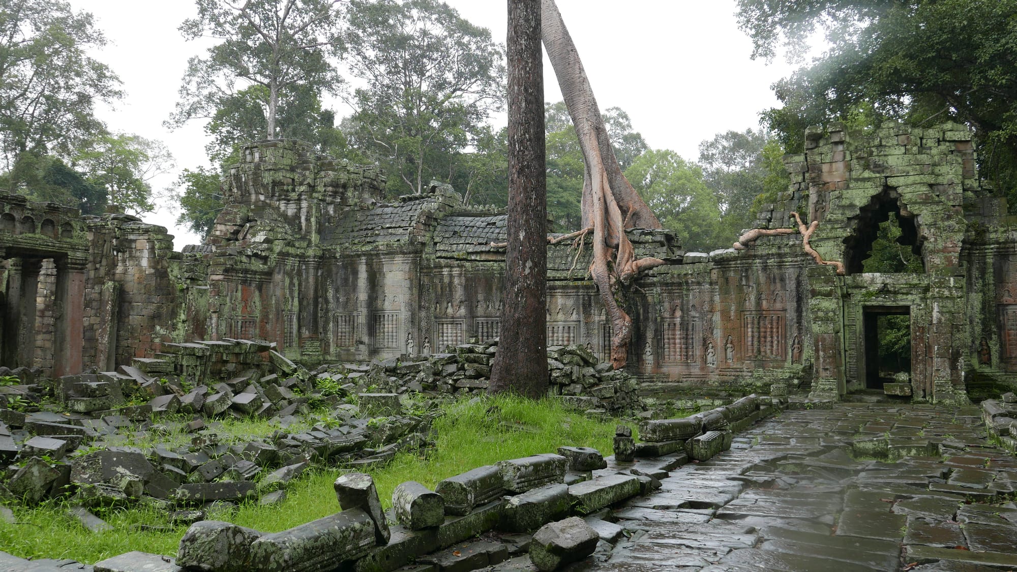 Photo by Author — Preah Khan (ប្រាសាទព្រះខ័ន), Angkor Archaeological Park, Angkor, Cambodia