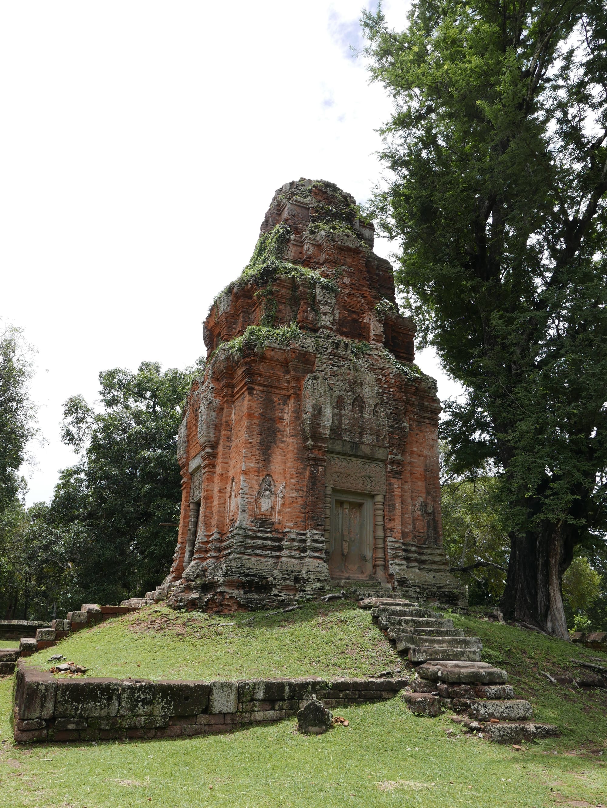 Photo by Author — Bakong Temple (បាគង), Angkor Archaeological Park, Angkor, Cambodia