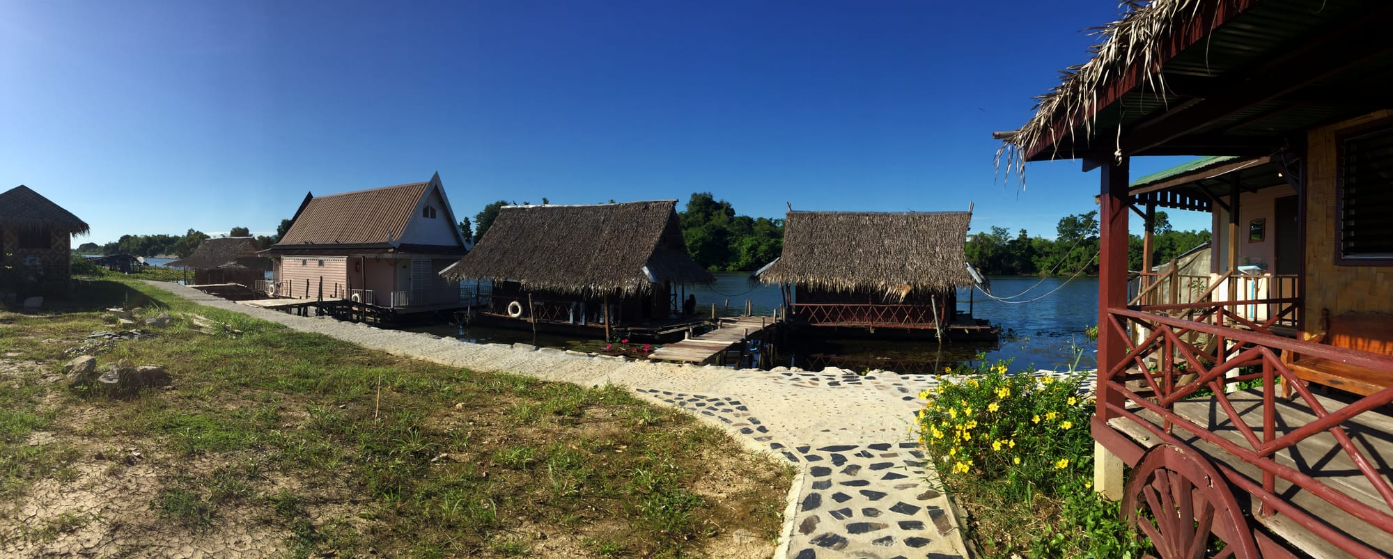 Photo by Author — Bamboo House, Vietnam Road, Muang Kanchanaburi, Changwat Kanchanaburi, Thailand