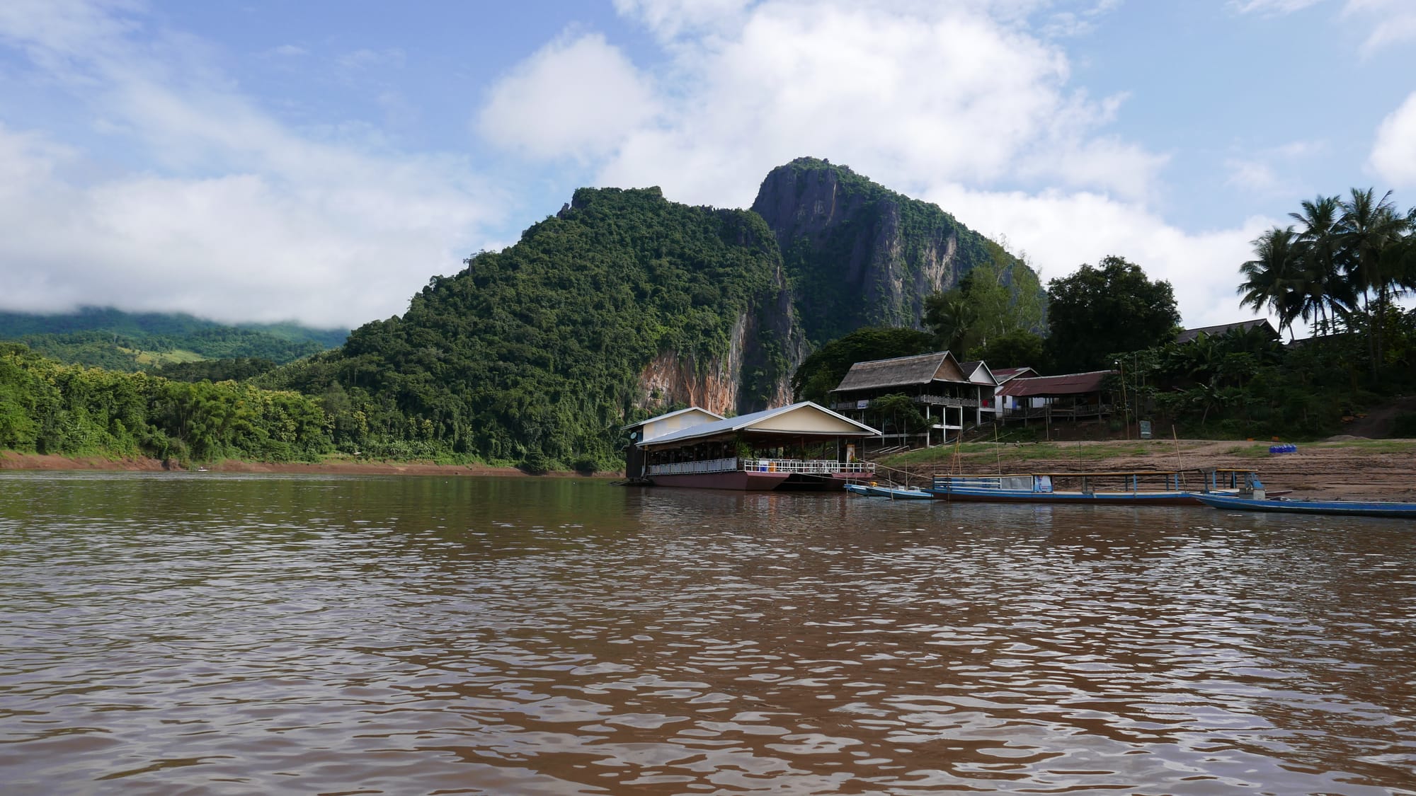 Photo by Author — the Mekong River — Tham Ting (Tam Ting)/Pak Ou (ถ้ำติ่ง) Caves, Laos