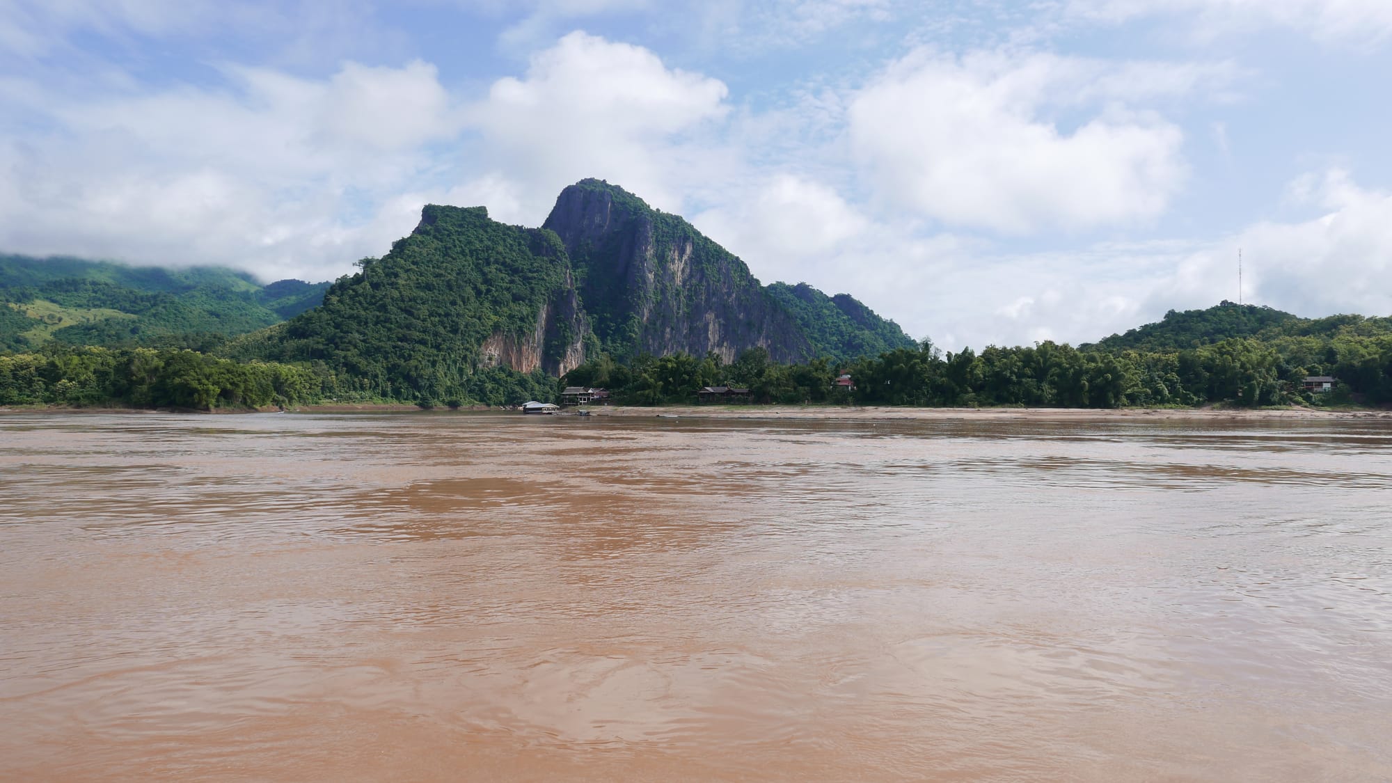 Photo by Author — the Mekong River — Tham Ting (Tam Ting)/Pak Ou (ถ้ำติ่ง) Caves, Laos