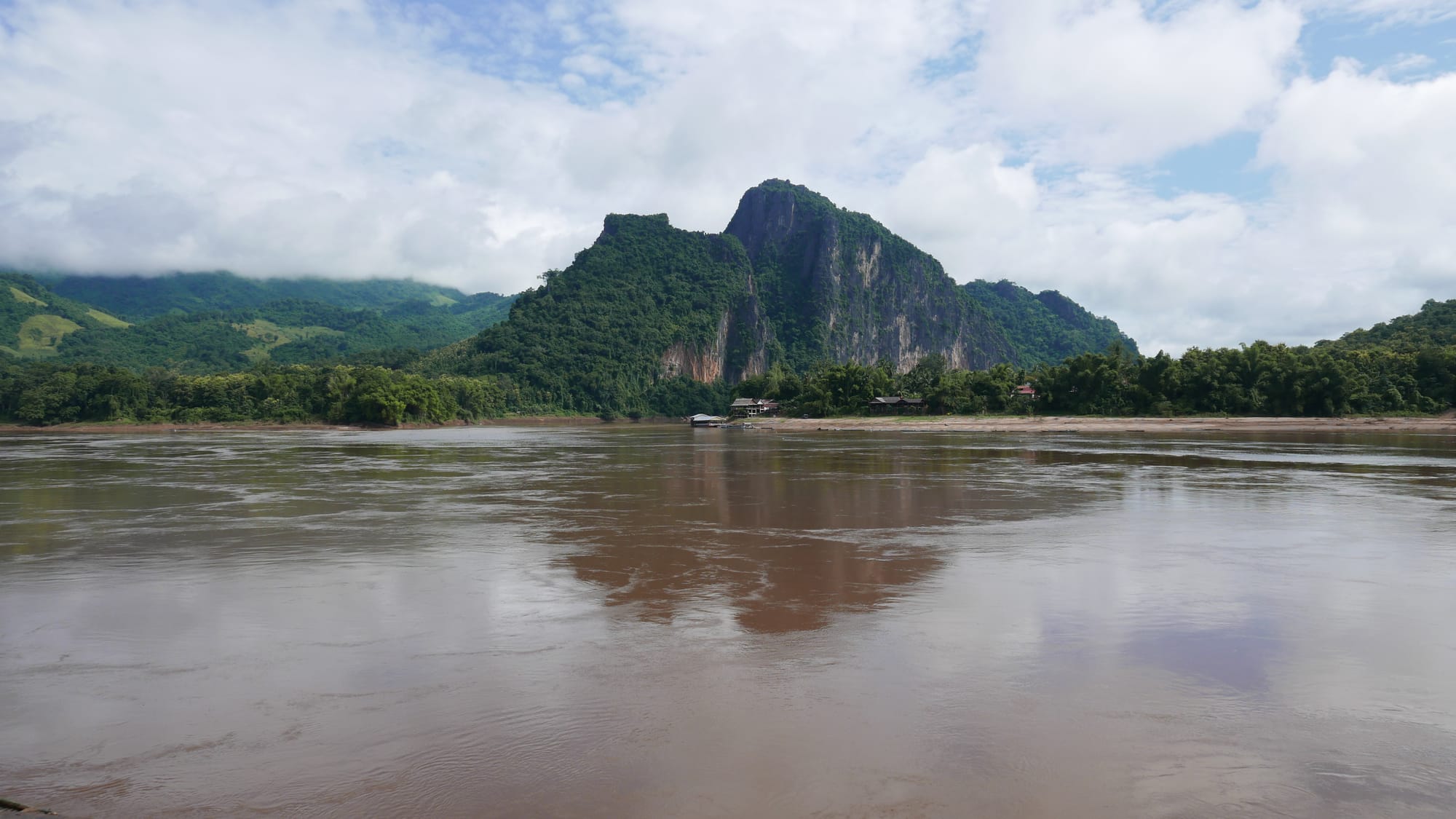 Photo by Author — the Mekong —Tham Ting (Tam Ting)/Pak Ou (ถ้ำติ่ง) Caves, Laos