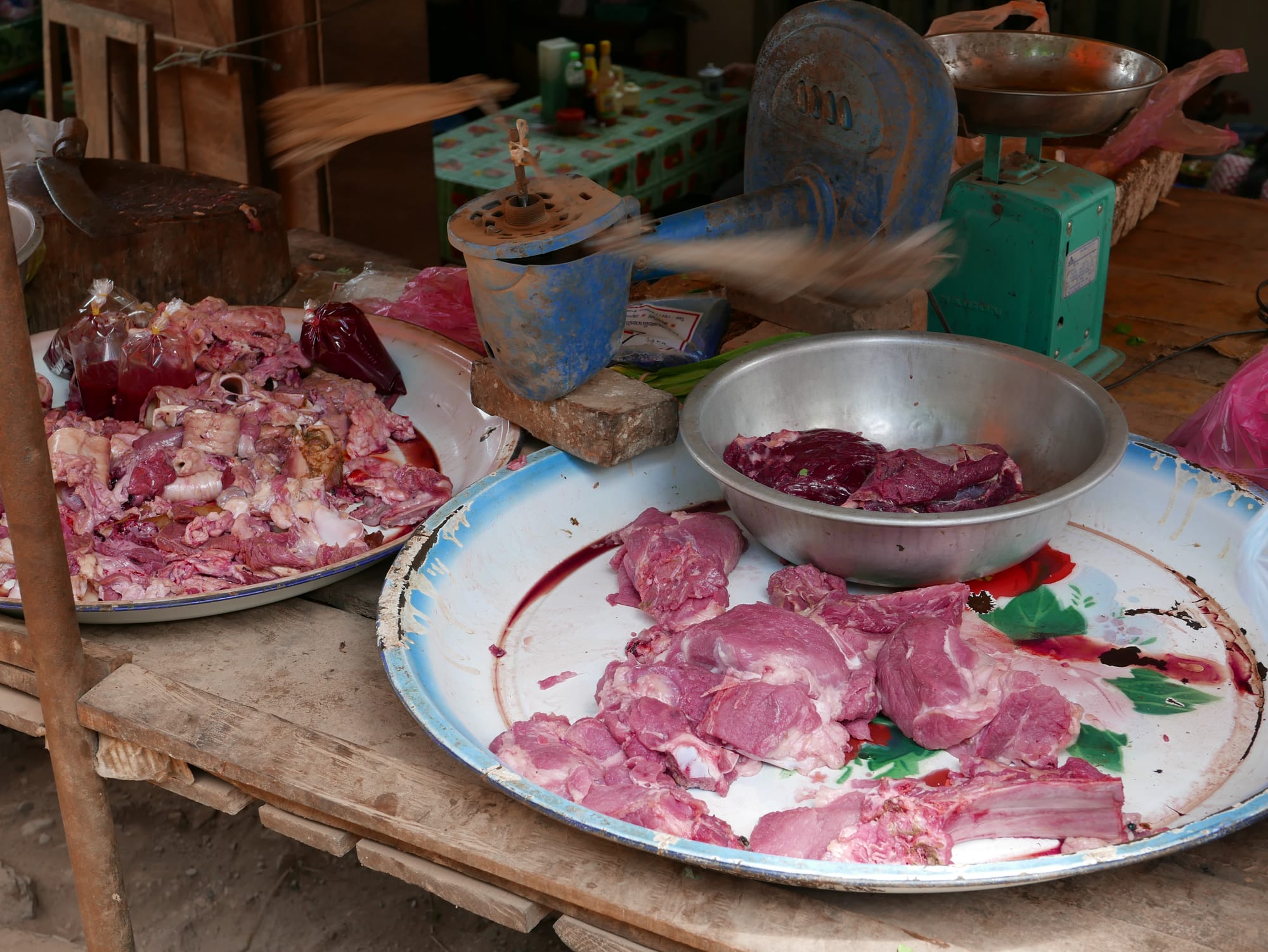 Photo by Author — local butcher — Ban Xieng Man, Luang Prabang (ຫລວງພະບາງ/ຫຼວງພະບາງ), Laos