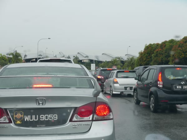 How Malaysian Border Officers can ruin a day out in Singapore