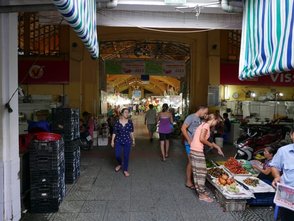 Vietnam — Chợ Bến Thành (Ben Thanh Market), Lê Lợi (Bến Thành), Ho Chi Minh City (Saigon), Vietnam