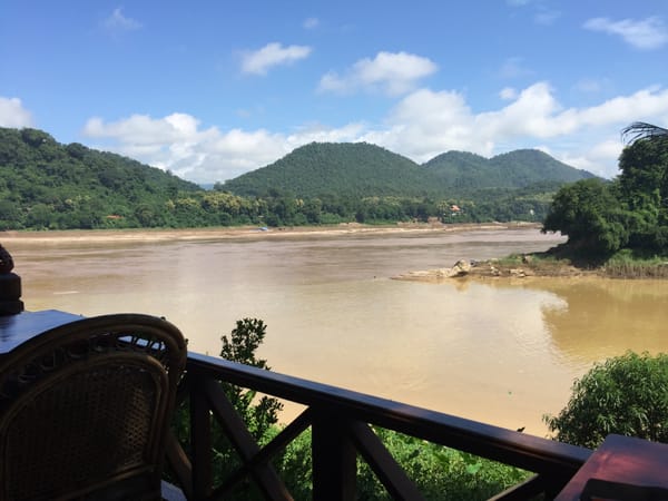 Viewpoint Café, Luang Prabang (ຫລວງພະບາງ/ຫຼວງພະບາງ), Laos